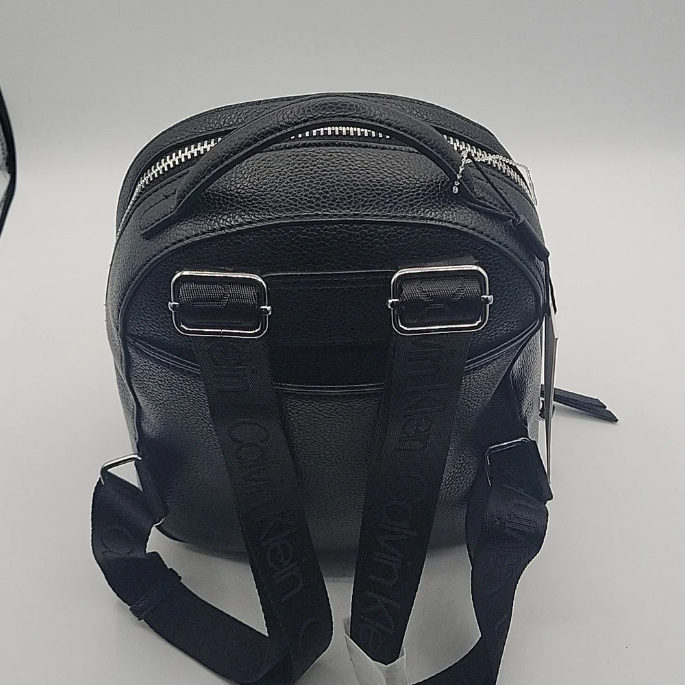 CALVIN KLEIN NWT Estelle Novelty Black & White Backpack